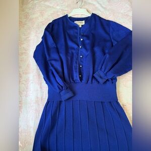 Castleberry vintage Royal Blue Blouse and skirt